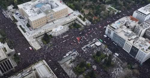 Τέμπη-Σύνταγμα: 1.000.000 πολίτες όσοι και Κατά της Συμφωνίας των Πρεσπών...
