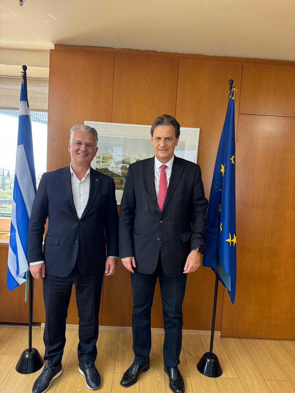 Αντιμετώπιση της λειψυδρίας και ενίσχυση των ενεργειακών κοινοτήτων στο επίκεντρο της συνάντησης του Περιφερειάρχη Πελοποννήσου με τον  Υπουργό Περιβάλλοντος και Ενέργειας