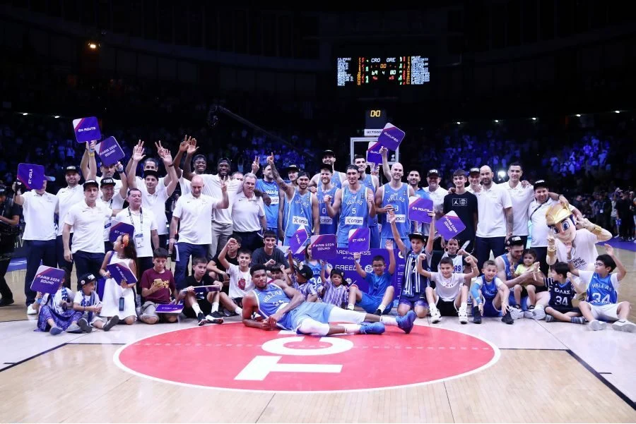 Μια λαμπρή Εθνική στην «πόλη του φωτός»