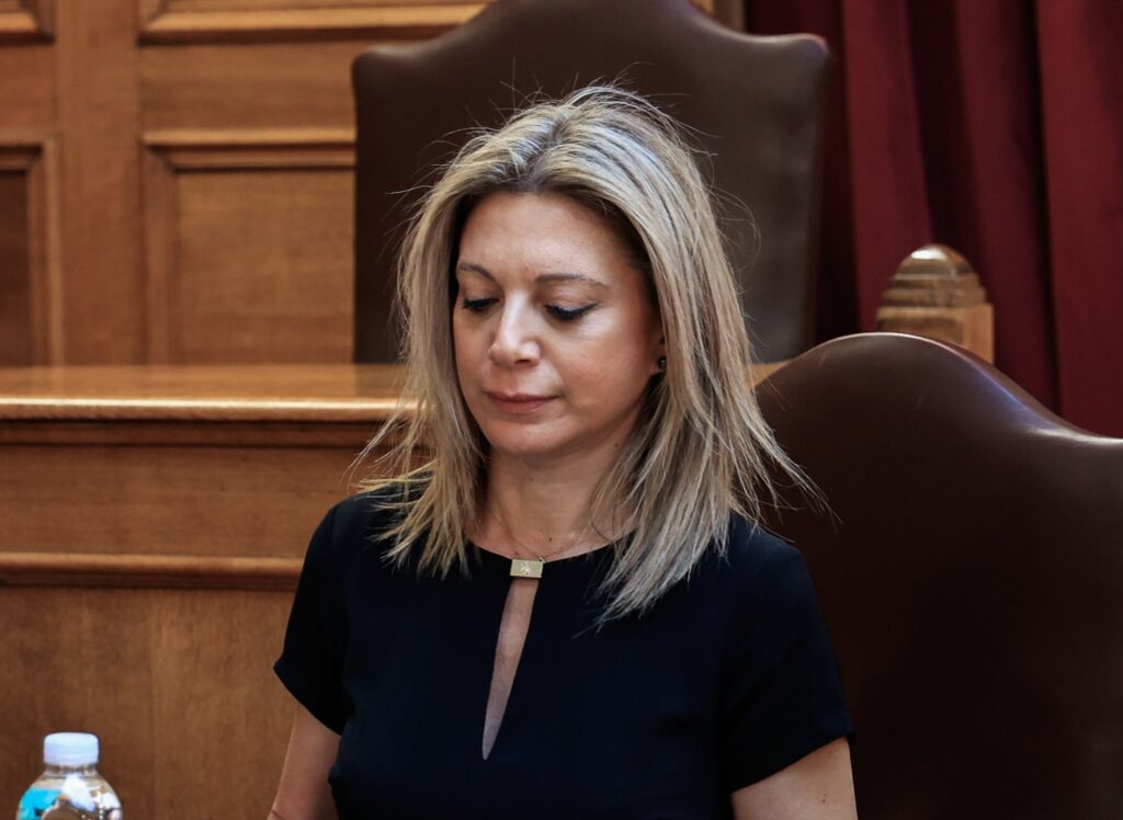Ανάρτηση κόλαφος απο την Μαρία Καρυστιανού (φωτο)