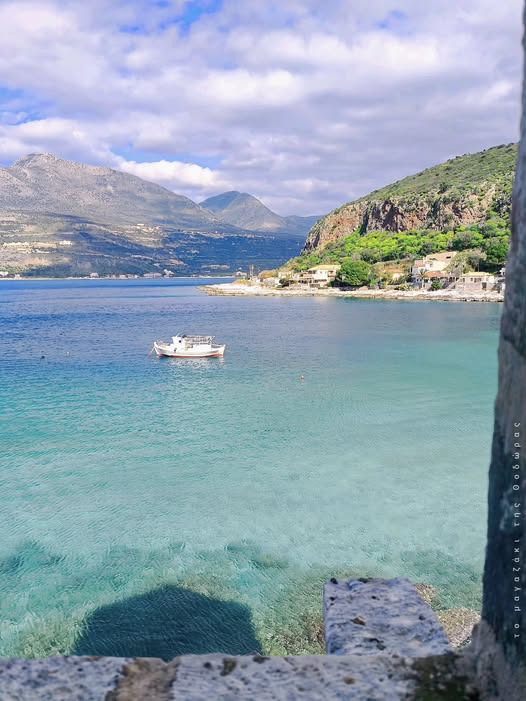 Λιμένι: Ήλιος με δόντια...