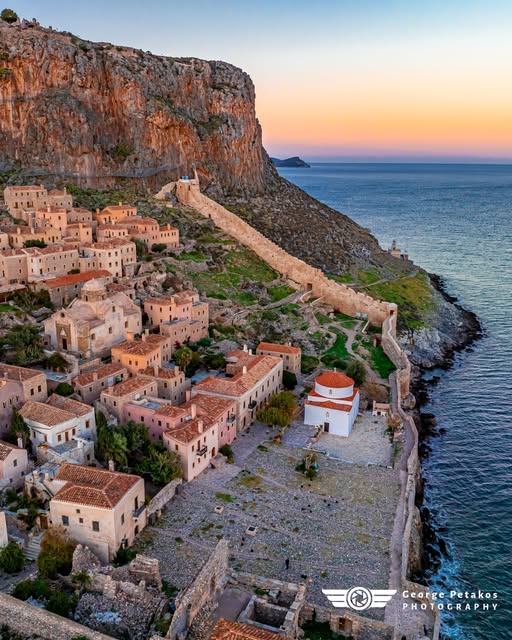 Μονεμβασιά, η αρχόντισσα του Βράχου
