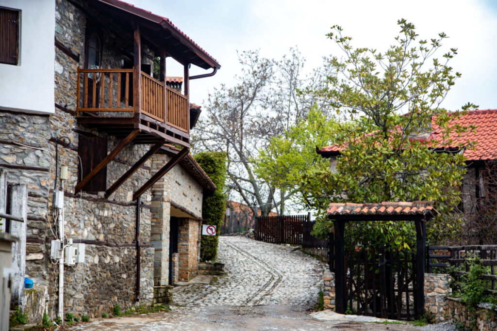 Νέα ρύθμιση για δόμηση σε Οικισμούς κάτω των 2000 κατοίκων