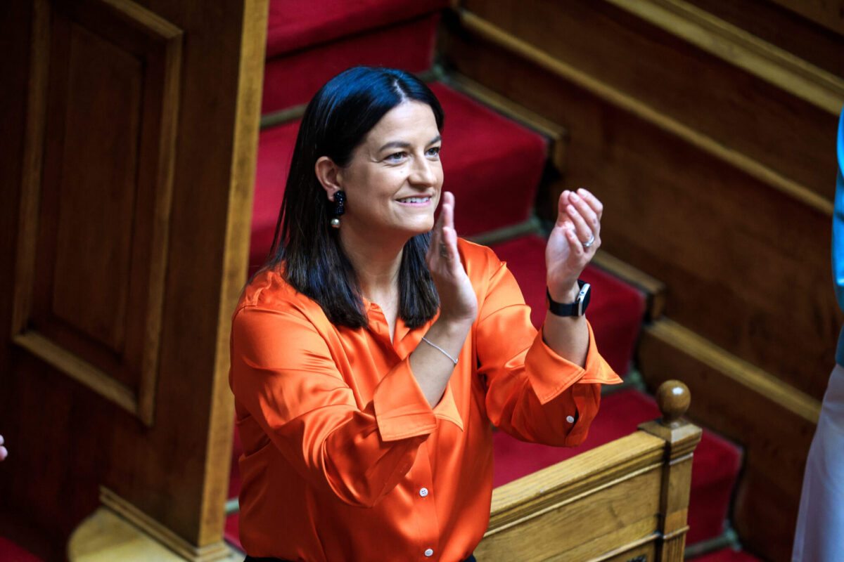 Εργασιακό νομοσχέδιο: Οι αλλαγές σε ωράρια, 4ημερη εργασία, άδειες