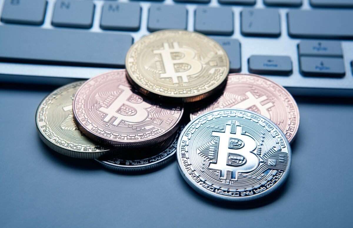 67χρονη έχασε 30.000 ευρώ σε απάτη με κρυπτονομίσματα