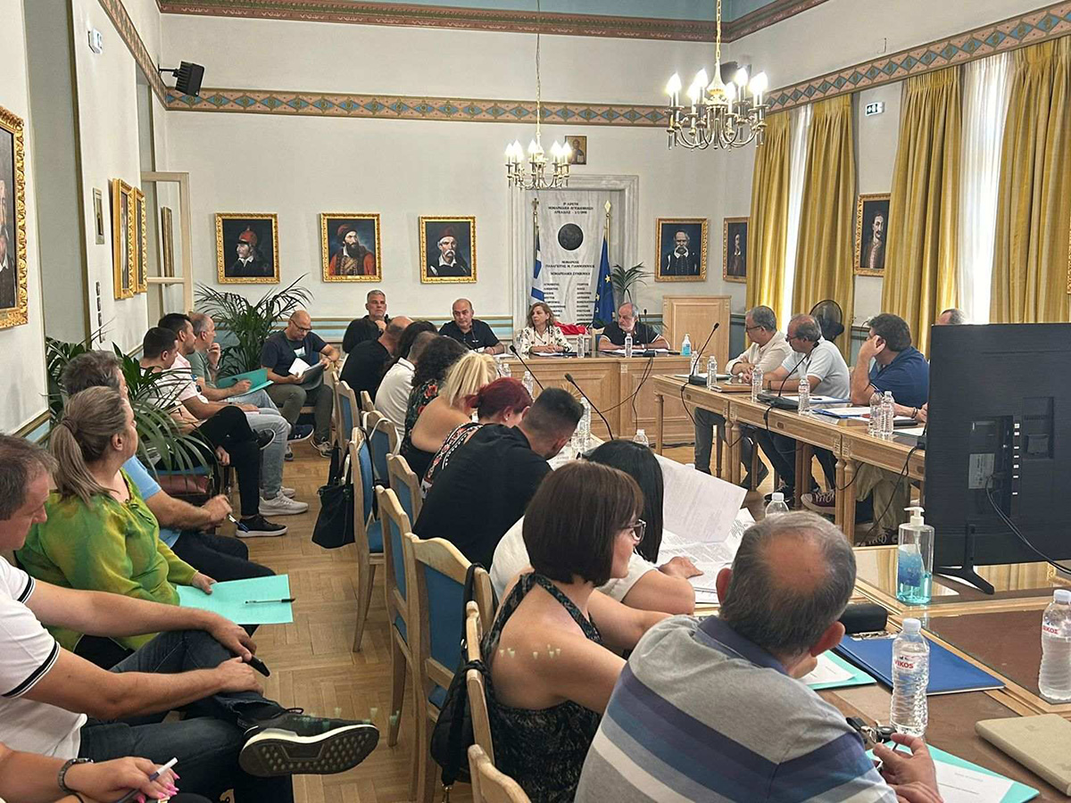 Σύσκεψη για τις αδειοδοτήσεις των αθλητικών εγκαταστάσεων των Δήμων της Περιφέρειας Πελοποννήσου