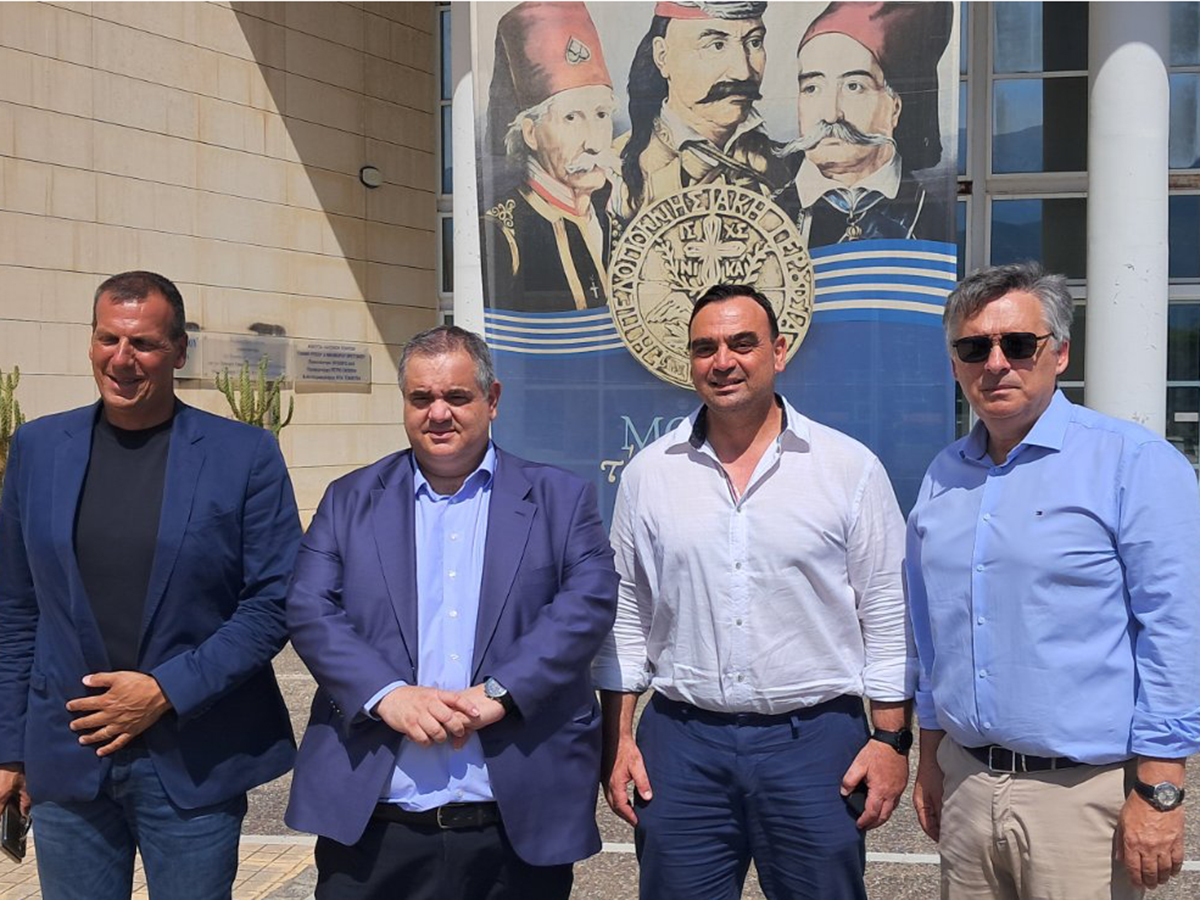 Ο Αντιπερ/χης Λακωνίας Θεόδ. Βερούτης υποδέχθηκε τον Υφυπ. Εσωτερικών κ.Βασ. Σπανάκη