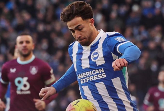 Εντυπωσιάζει με την Μπράϊτον ο Μπάμπης Κωστούλας