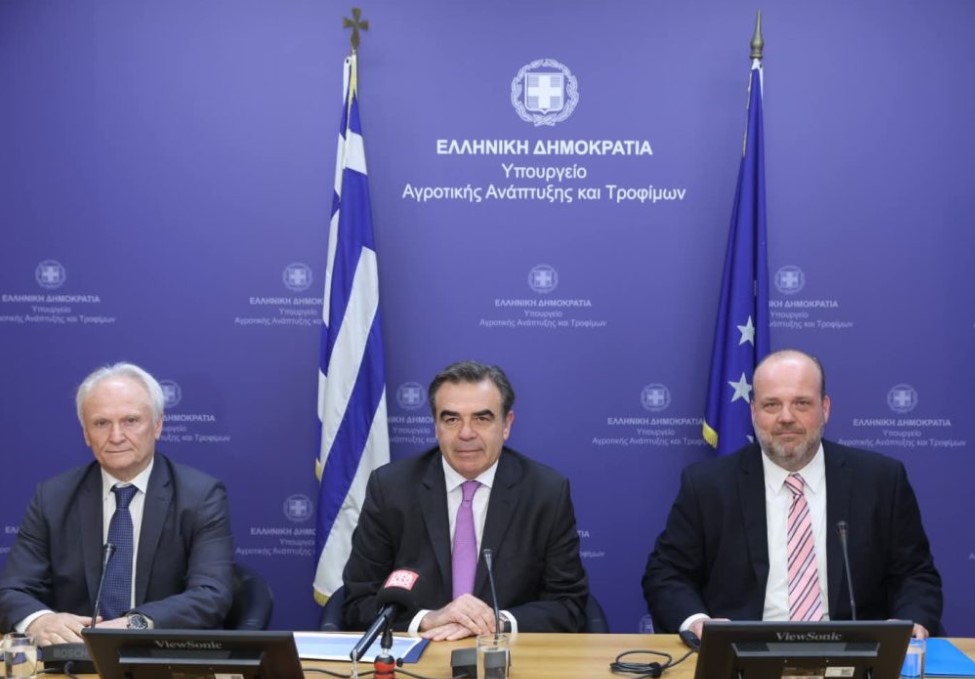 Ακύρωση των Προγραμμάτων Βιολογικής Μελισσοκομίας-Κτηνοτροφίας