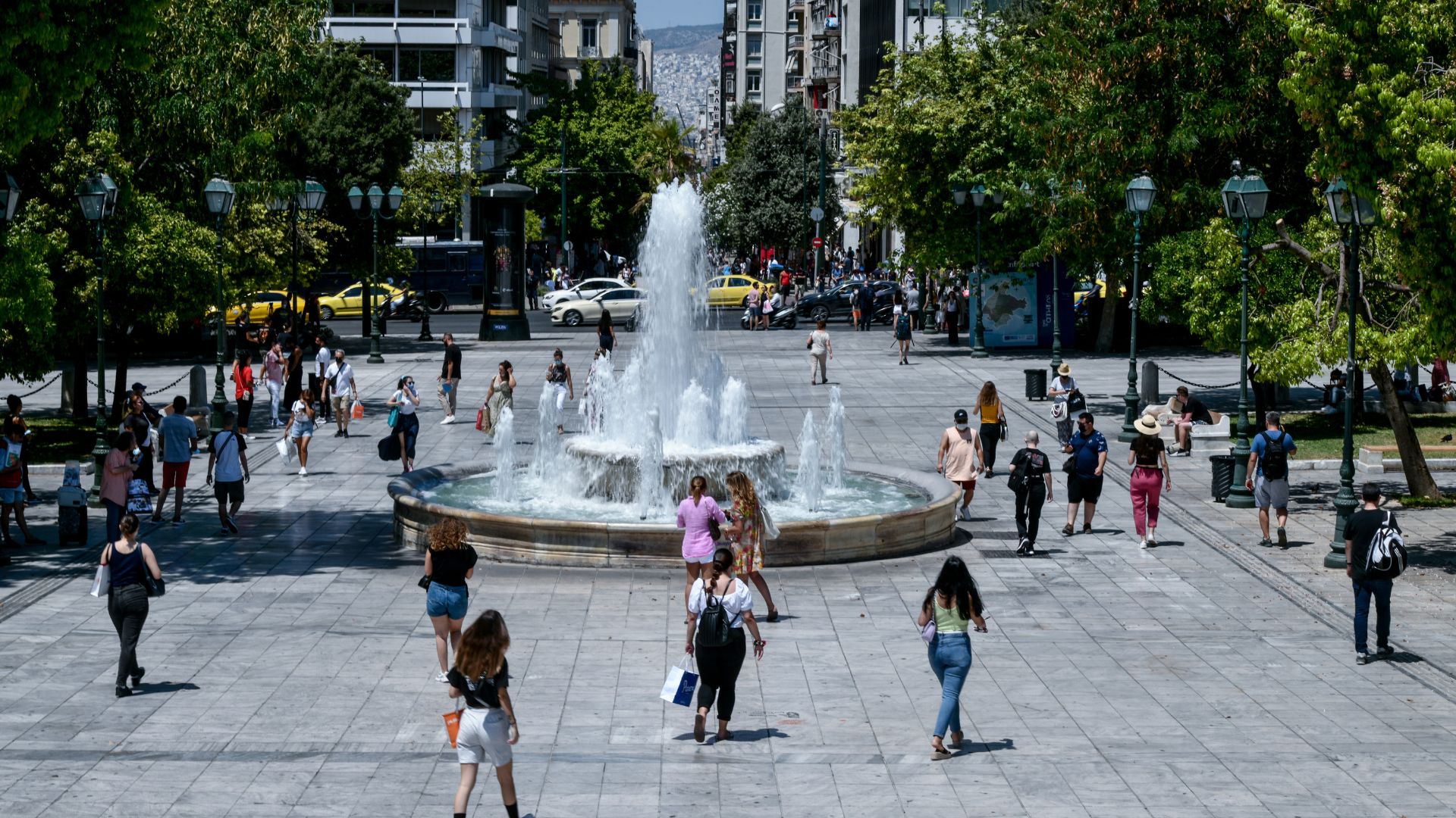 Έκθεση ΙΝΕ ΓΣΕΕ: Άνιση κατανομή της ευημερίας στην Ελλάδα  