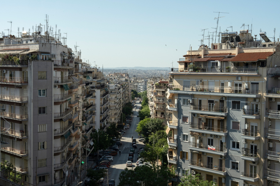 Πρόγραμμα: Ανακαινίζω 2026 - Πότε ανοίγει η διαδικασία - Ενίσχυση έως 36000 ευρώ