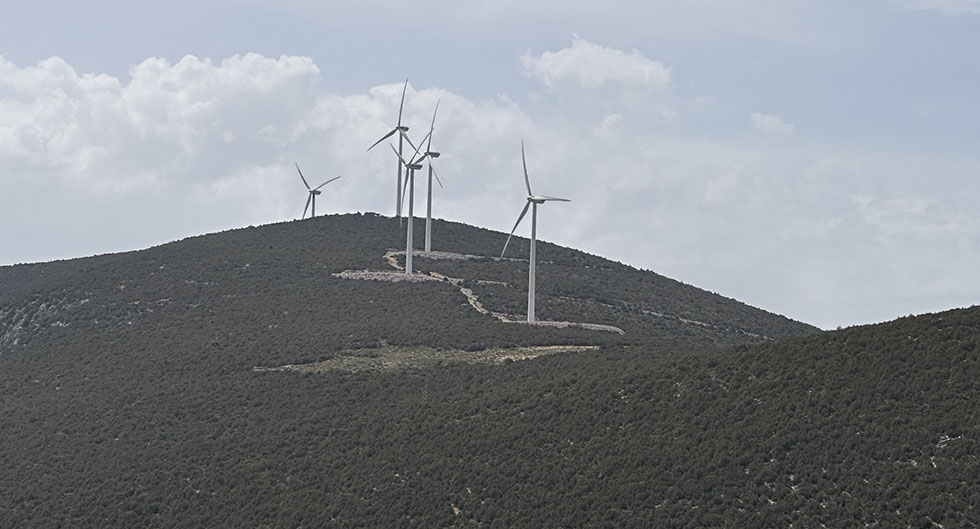 Ενστάσεις περιβαλλοντικών οργανώσεων για τις ΑΠΕ προμηνύουν προβλήματα για τους Δήμους  