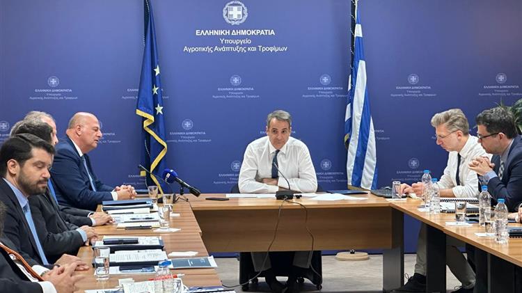 Μητσοτάκης: Θα σταθούμε με ενδιαφέρον δίπλα σε όλους αυτούς τους ανθρώπους του μόχθου