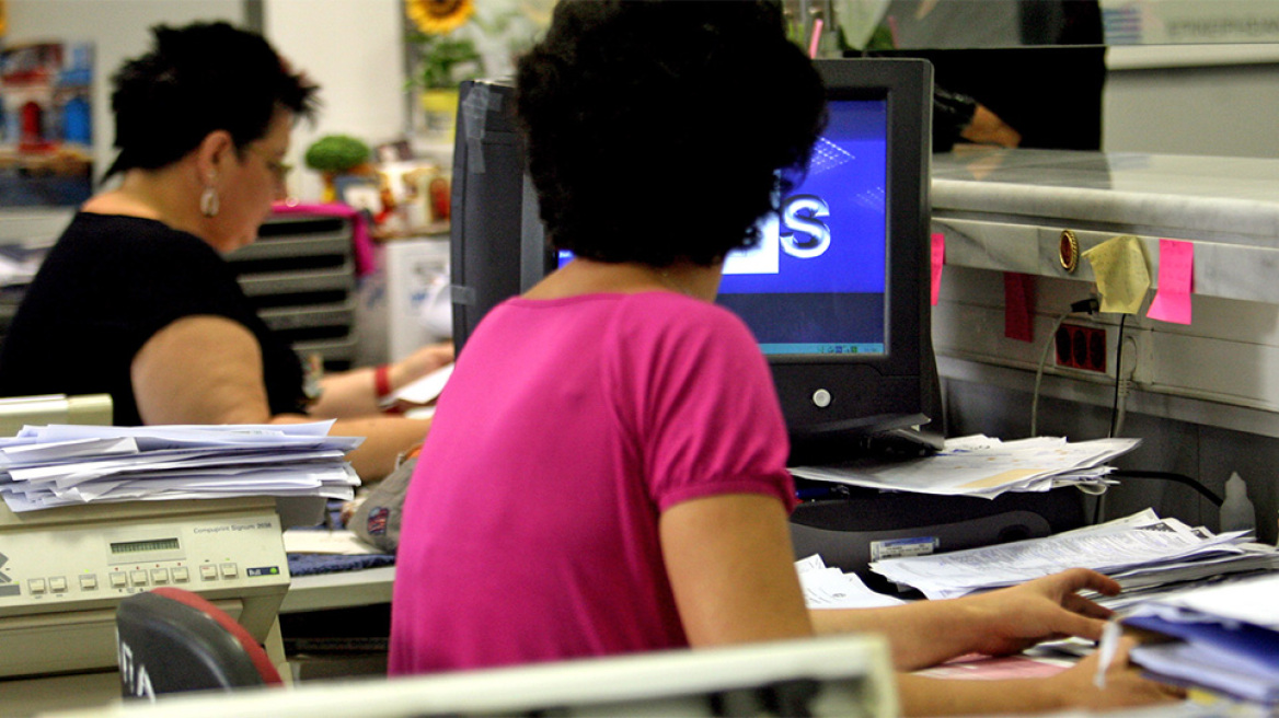 Δημόσιο: Διπλάσιο φέτος το μπόνους–Επεκτείνεται και στους υπαλλήλους ΟΤΑ