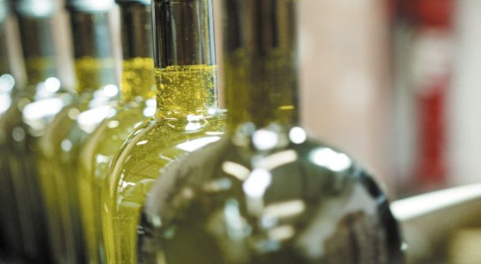 9 Ελληνικά ελαιόλαδα στη διεθνή κατάταξη των καλύτερων ελαιολάδων στον κόσμο