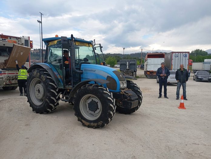Απαγόρευση χρήσης Αγροτικών Μηχανημάτων από ΟΤΑ Α’ και Β’ Βαθμού