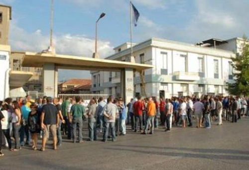 Άρση μονιμότητας στο Δημόσιο: Προς αναθεώρηση του άρθρου 103;