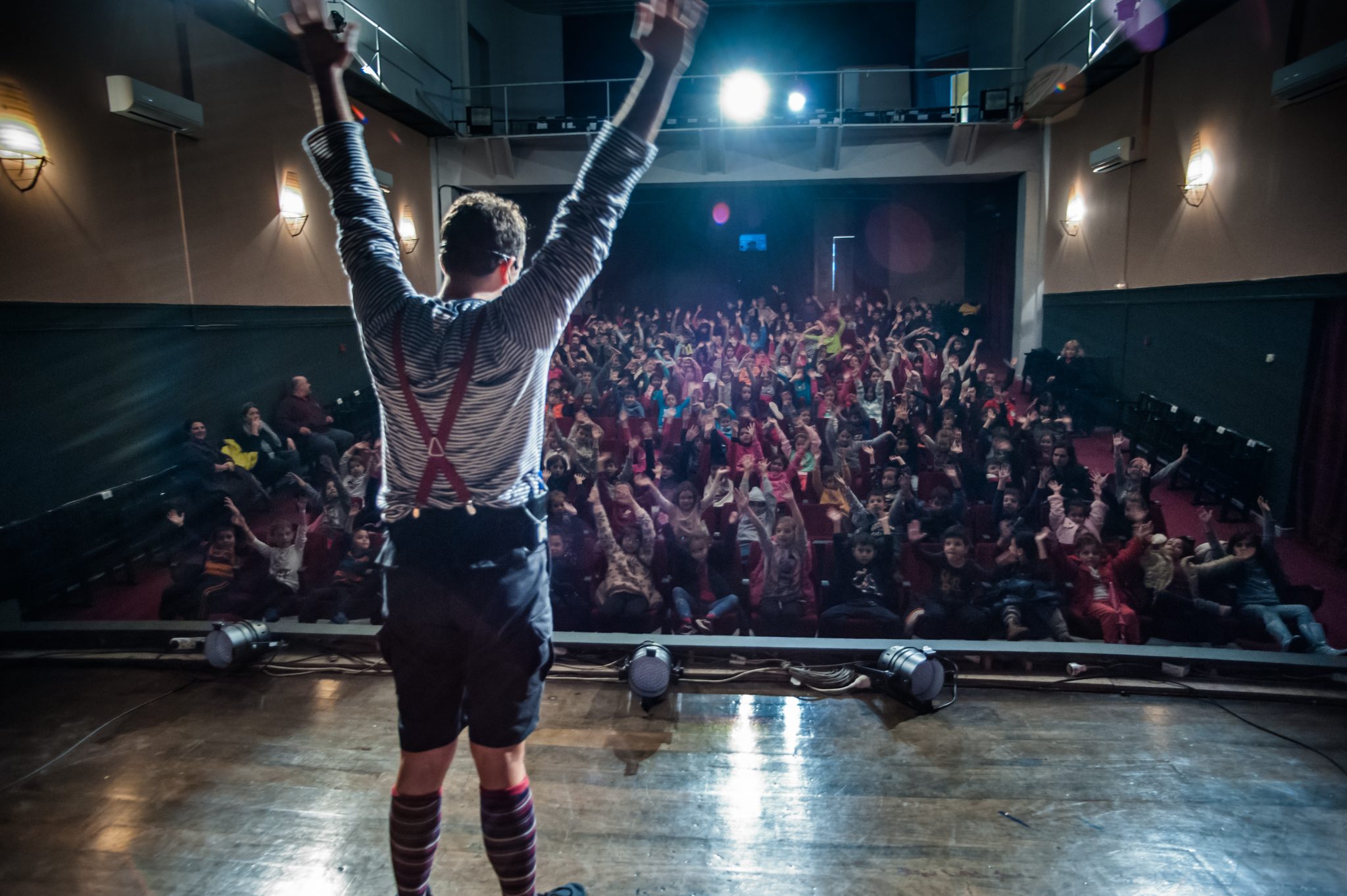 Ελληνικό Δίκτυο Θεάτρου για Παιδιά και Νεαρά Άτομα