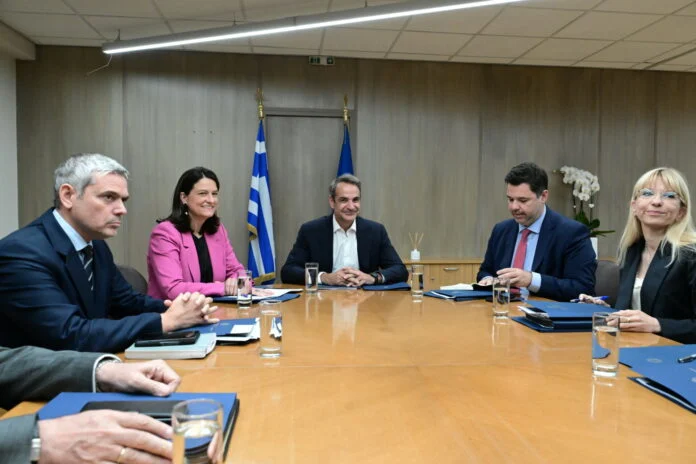 Κ. Μητσοτάκης: Δέσμευση η ψηφιακή κάρτα εργασίας να εφαρμοστεί σε όλους τους κλάδους της οικονομίας