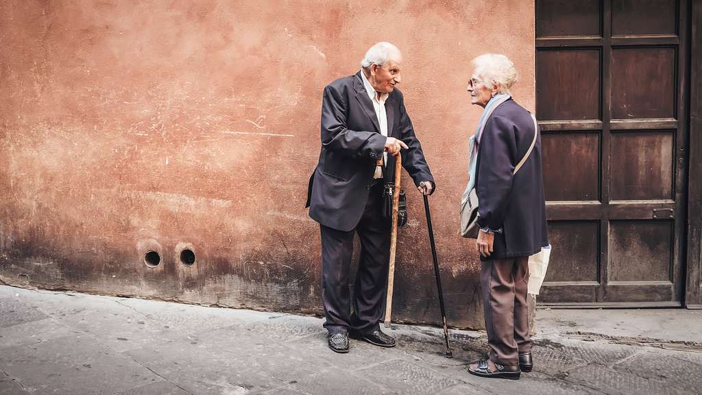 Πότε αρχίζουμε να γερνάμε;