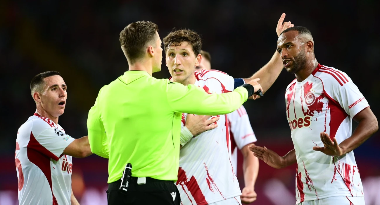 Έξαλλος ο επικεφαλής διαιτησίας της UEFA μετά το Μπαρτσελόνα-Ολυμπιακός