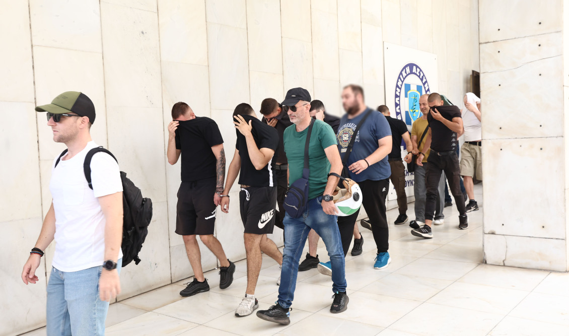 Συμμορία «μπράβων»: Αντιδήμαρχος ζήτησε από οργανωμένο οπαδό «άτομα» για τις εκλογές!