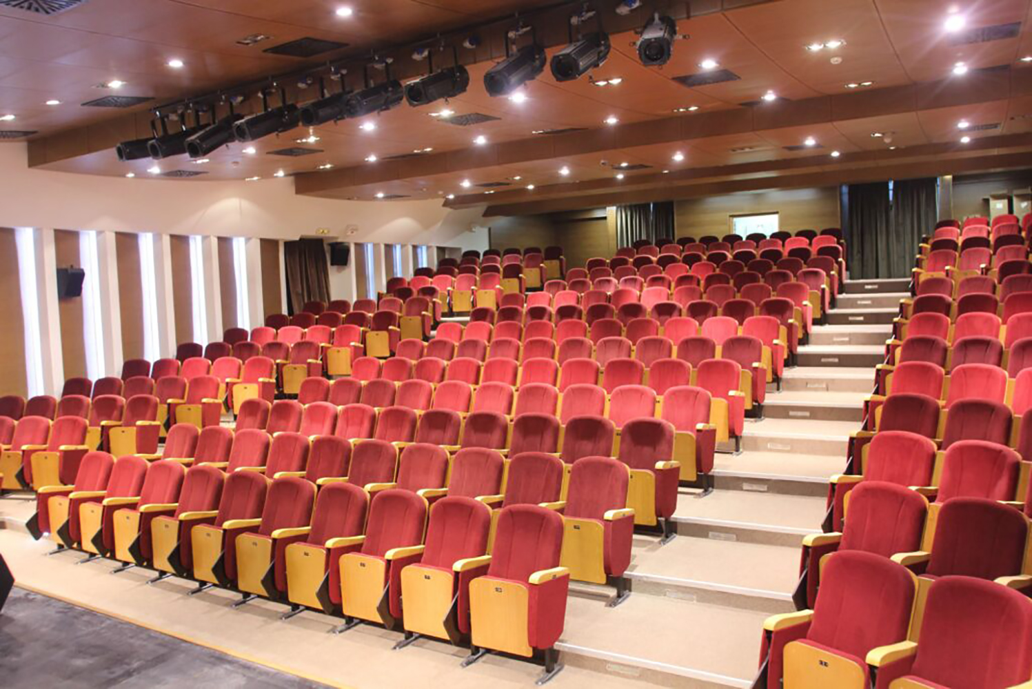 Παραχώρηση δημοτικών χώρων σε θρησκευτικές κοινότητες