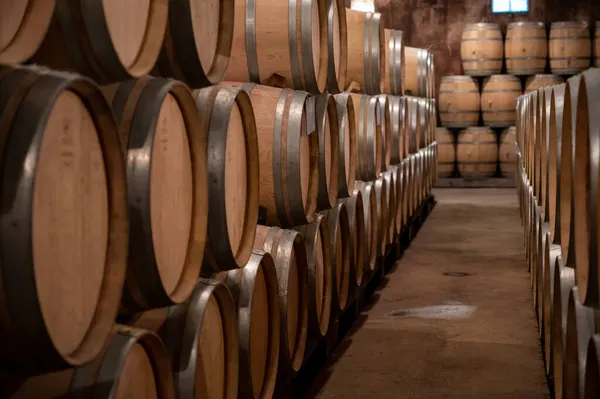 Λακωνία: Τριμηνιαίες Δηλώσεις αποθεμάτων οίνου και γλεύκους