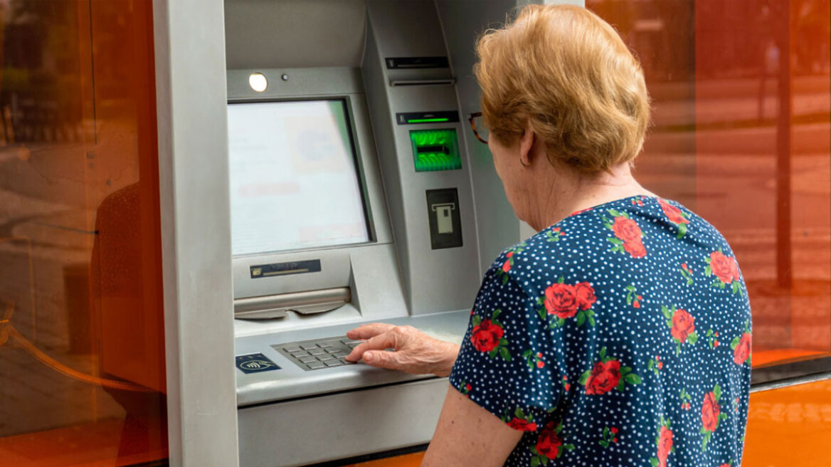Επίδομα 400 ευρώ: Θα καταβληθεί μαζί με τις συντάξεις Δεκεμβρίου