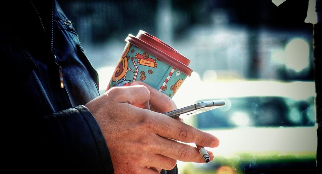 Κομισιόν: Τέλος στο κάπνισμα και σε ανοιχτούς χώρους