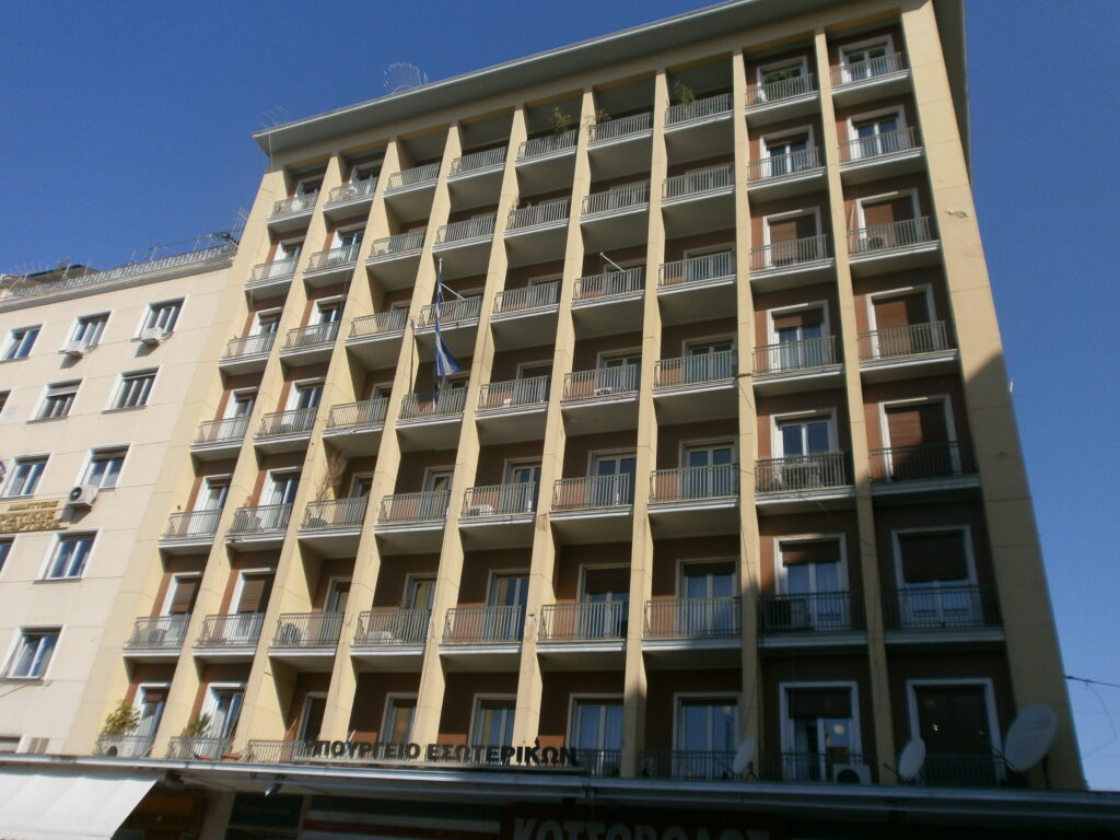 14.000 νέες μόνιμες προσλήψεις στα Υπουργεία