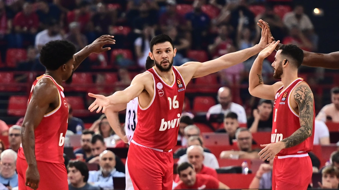Euroleague: Πάρτι από ΜακΚίσικ και Βεζένκοφ και ο Ολυμπιακός 89-68 την Αρμάνι Μιλάνο στο ΣΕΦ
