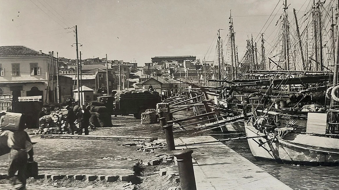 Γράφει ο Θωμάς Σιταράς : Ο αμαρτωλός Πειραιάς