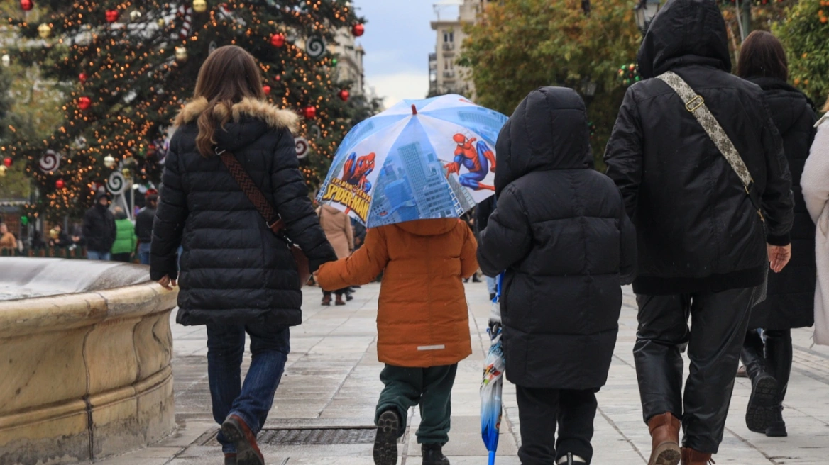 Καιρός: Διπλή κακοκαιρία εξπρές με ισχυρές καταιγίδες - «Λευκά» Χριστούγεννα