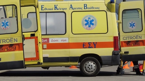 Κόρινθος: Στο νοσοκομείο 22χρονος μοτοσικλετιστής – Τραυματίστηκε σε τροχαίο