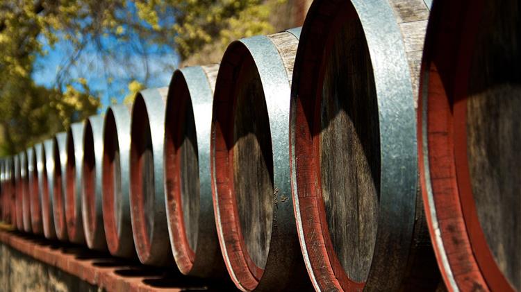 Ο OIV επιβεβαιώνει τη χαμηλότερη παγκόσμια παραγωγή κρασιού από το 1961