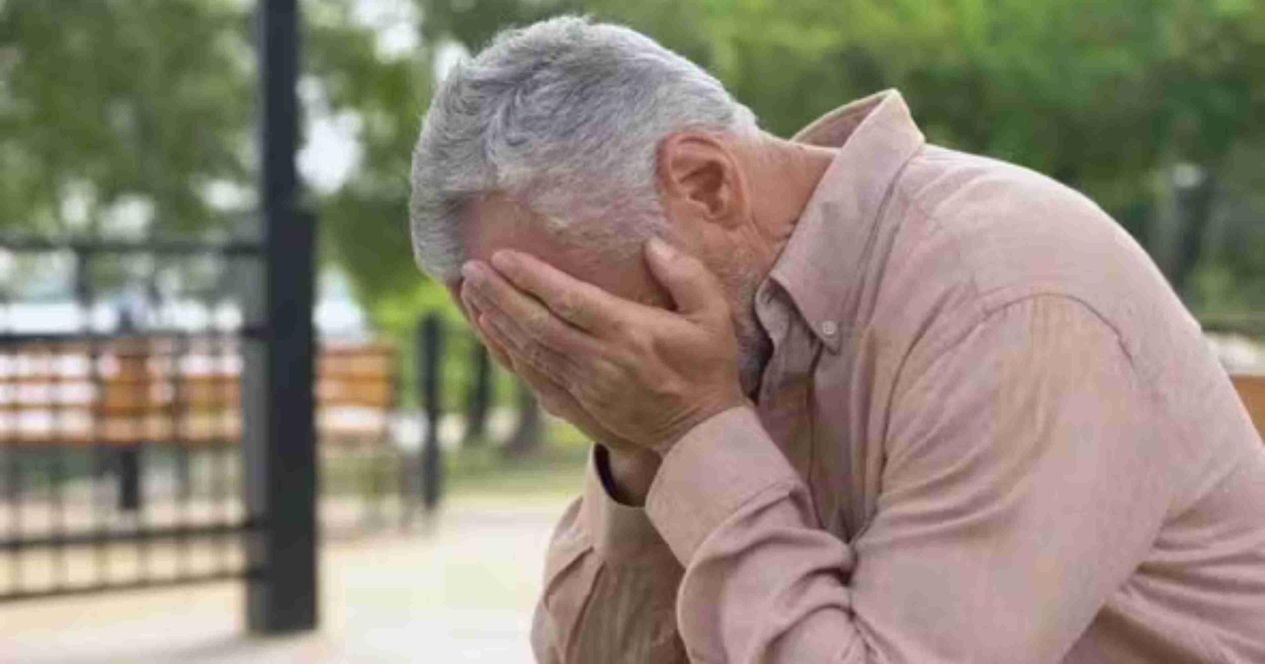 Σπαρακτικό γράμμα στο ρολόι της ΔΕΗ: «Σε παρακαλώ πολύ, μην κόβεις το ρεύμα, έχω άρρωστο»