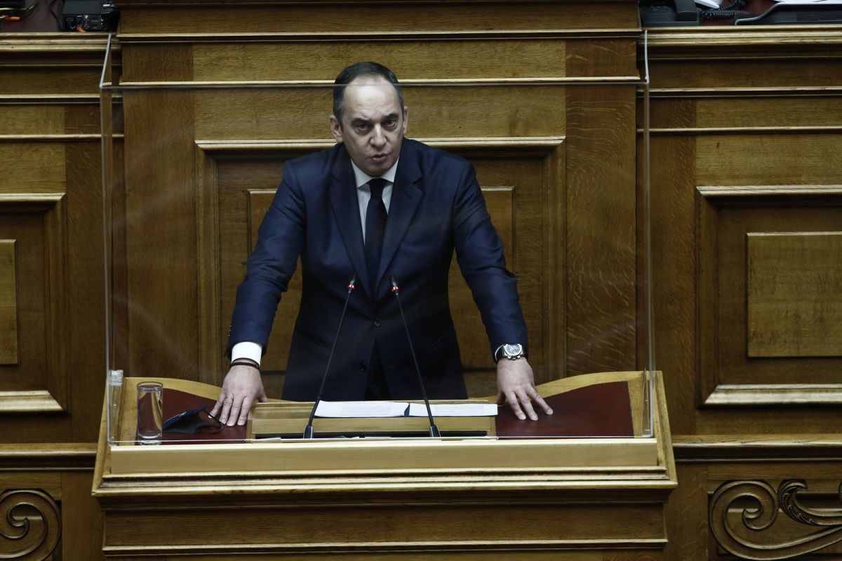 Πλακιωτάκης: «Είμαστε σε συνεχή επικοινωνία με τους ναυτικούς μας στην Ουκρανία και έτοιμοι να παρέχουμε κάθε δυνατή συνδρομή»