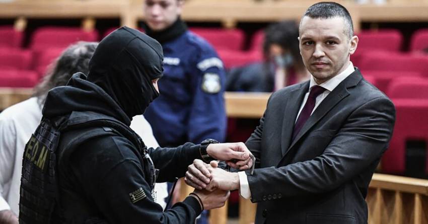 Τα «κλειδιά» του μπλόκου στον Κασιδιάρη και η πλειοψηφία - μήνυμα στον Άρειο Πάγο