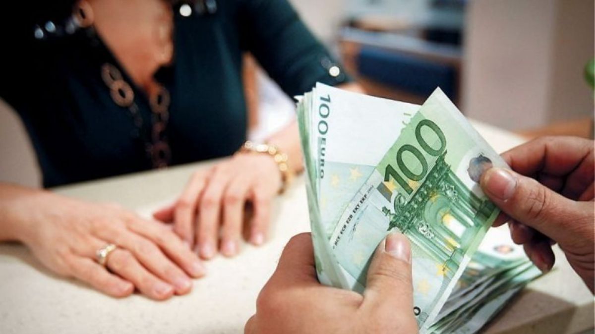 Επιστροφές φόρου: Όλα όσα πρέπει να προσέξουν οι δικαιούχοι – Τι ισχύει μετά τους συμψηφισμούς
