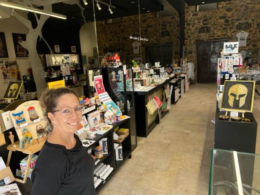 ΕΠΙΣΚΕΨΗ ΣΤΟ SPARTAN GIFT SHOP
