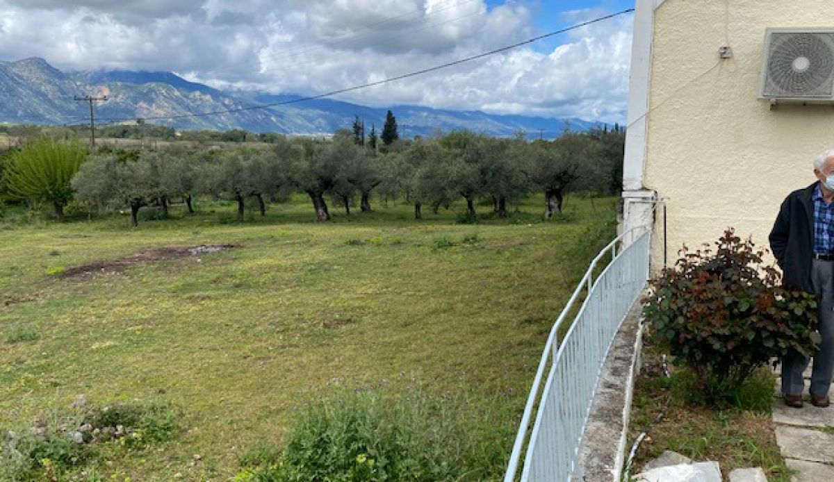 Δωρεά 2 στρεμμάτων από τον ομογενή Γ. Κράμπη στο Δήμο Σπάρτης