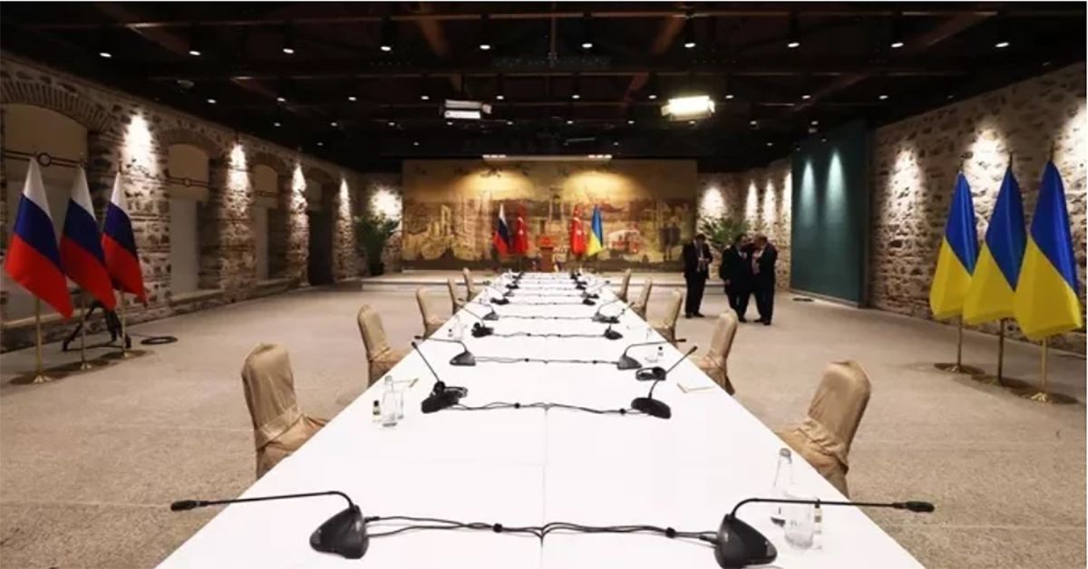 Στην Κωνσταντινούπολη Ουκρανοί και Ρώσοι διαπραγματευτές -Ξεκινούν οι συνομιλίες, συναντήθηκαν πρώτα με Ερντογάν