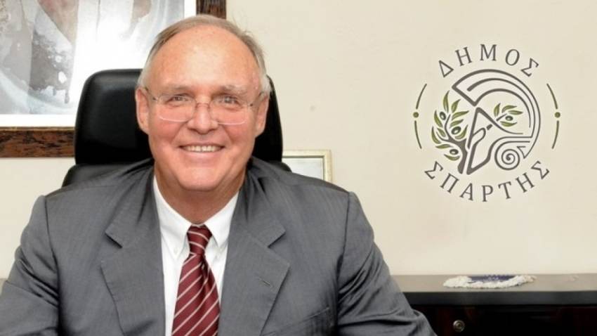 ΕΙΣΗΓΗΣΗ - ΕΙΣΑΓΩΓΙΚΑ ΣΧΟΛΙΑ ΔΗΜΑΡΧΟΥ ΠΕΤΡΟΥ ΔΟΥΚΑ﻿ ΚΑΤΑ ΤΗΝ ΣΗΜΕΡΙΝΗ (ΧΘΕΣΙΝΗ) ΣΥΝΕΝΤΕΥΞΗ ΤΥΠΟΥ ΣΤΟ ΠΑΛΑΙΟ ΔΗΜΑΡΧΕΙΟ