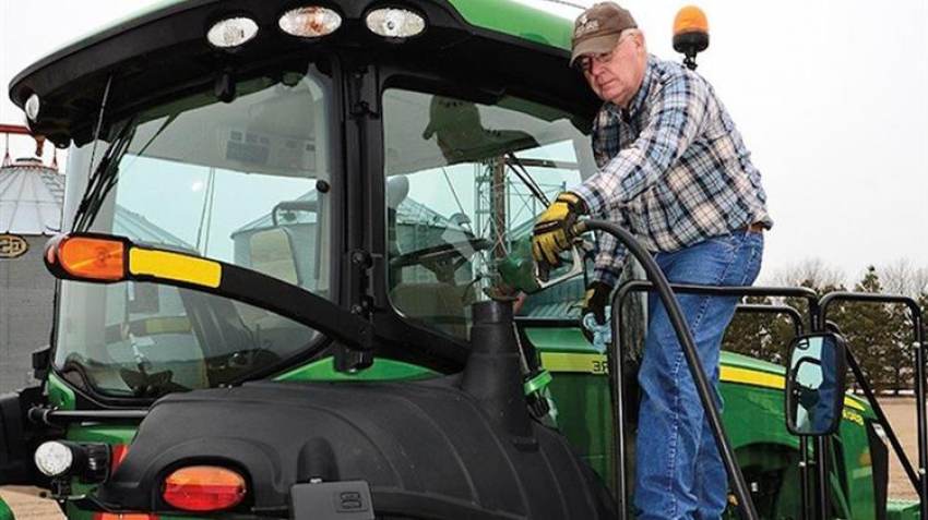 Επίδομα καυσίμων και επιστροφή ΕΦΚ σε αγρότες: Ανοίγουν οι πλατφόρμες για fuel pass 2 και ΕΦΚ pass