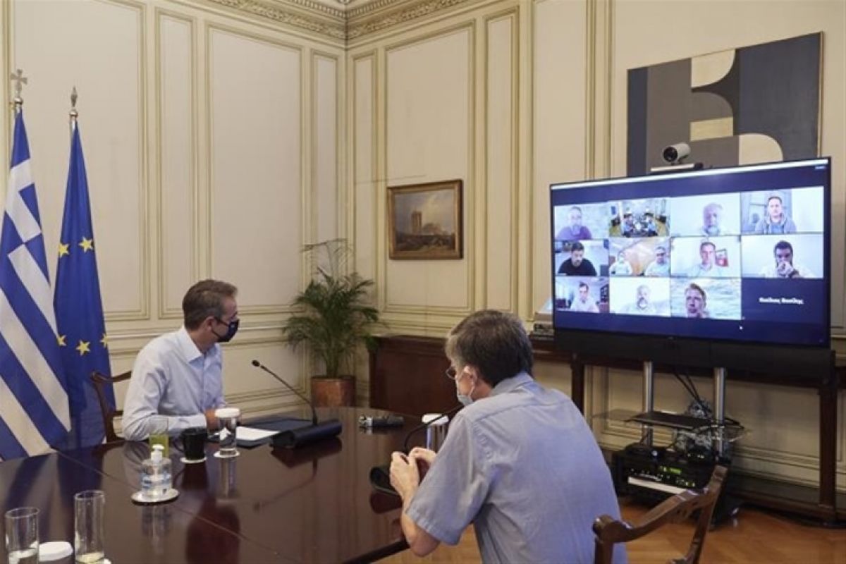 Κορονοϊός: Την Πέμπτη οι αποφάσεις για τις αποκριάτικες εκδηλώσεις