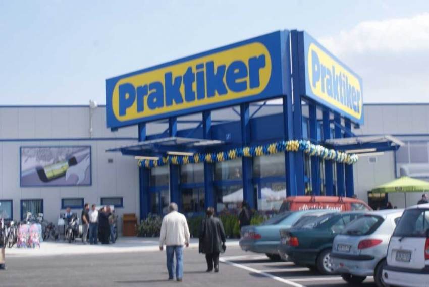 Ξεσηκωμός για απολύσεις στα Praktiker με «μισή αποζημίωση»