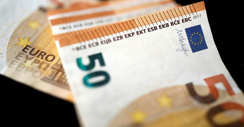 Eφάπαξ επίδομα 300 ευρώ σε μακροχρόνια ανέργους ΟΑΕΔ - Πότε θα γίνουν οι πληρωμές