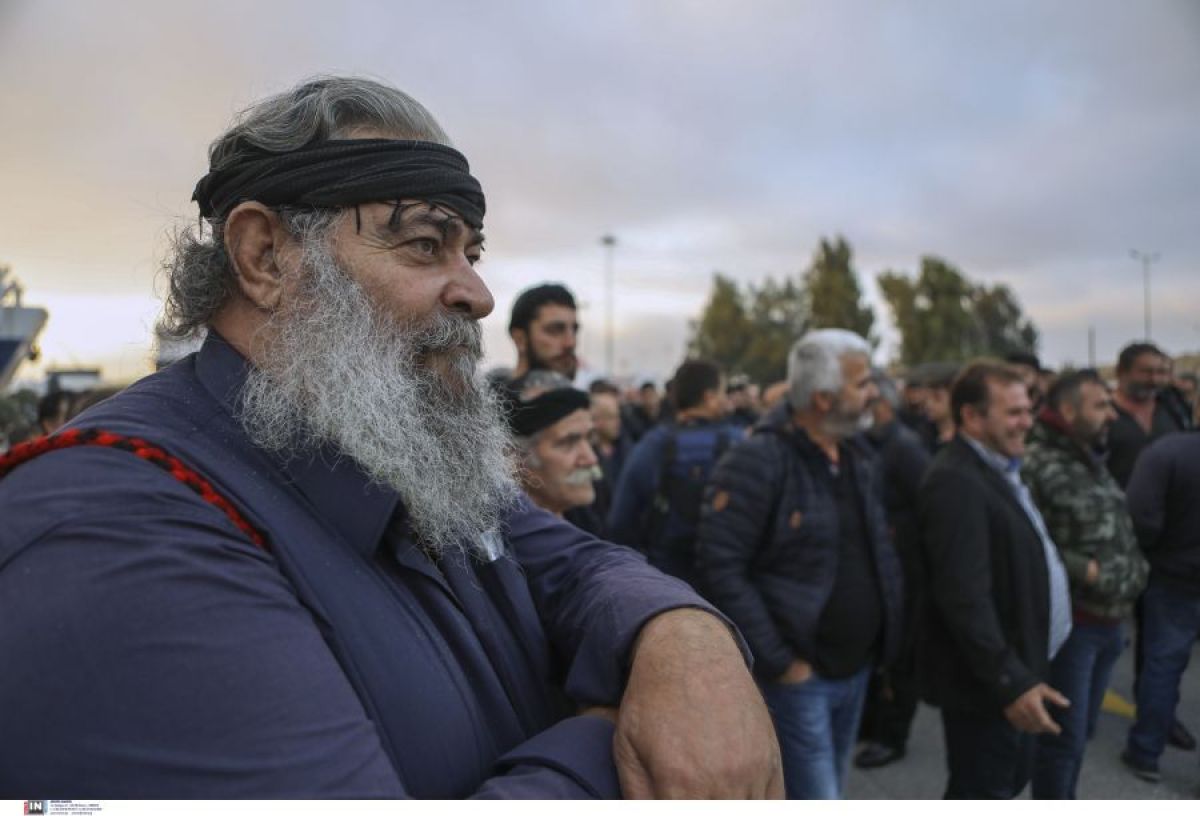 Πάνω από 1.000 αγρότες από την Κρήτη έκαναν «απόβαση» στην Αθήνα – ΦΩΤΟ