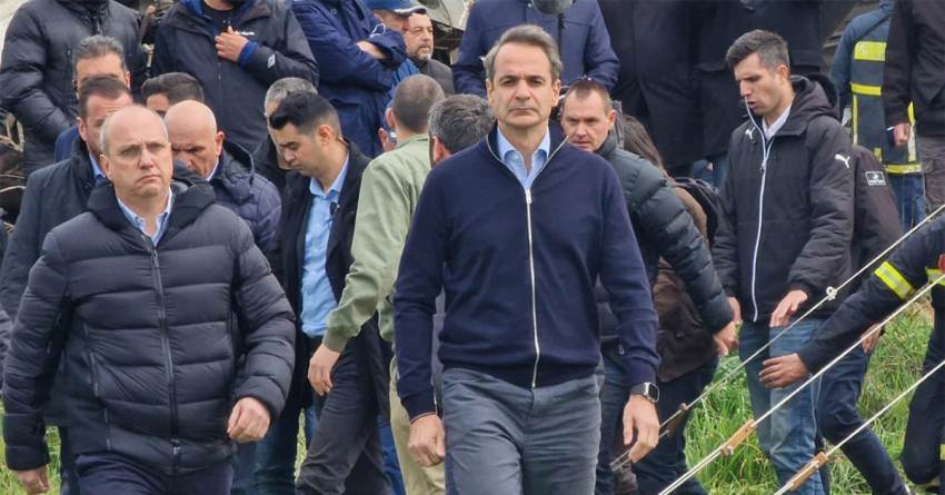 Μητσοτάκης: Ανακοινώνει μέτρα στήριξης των οικογενειών των θυμάτων
